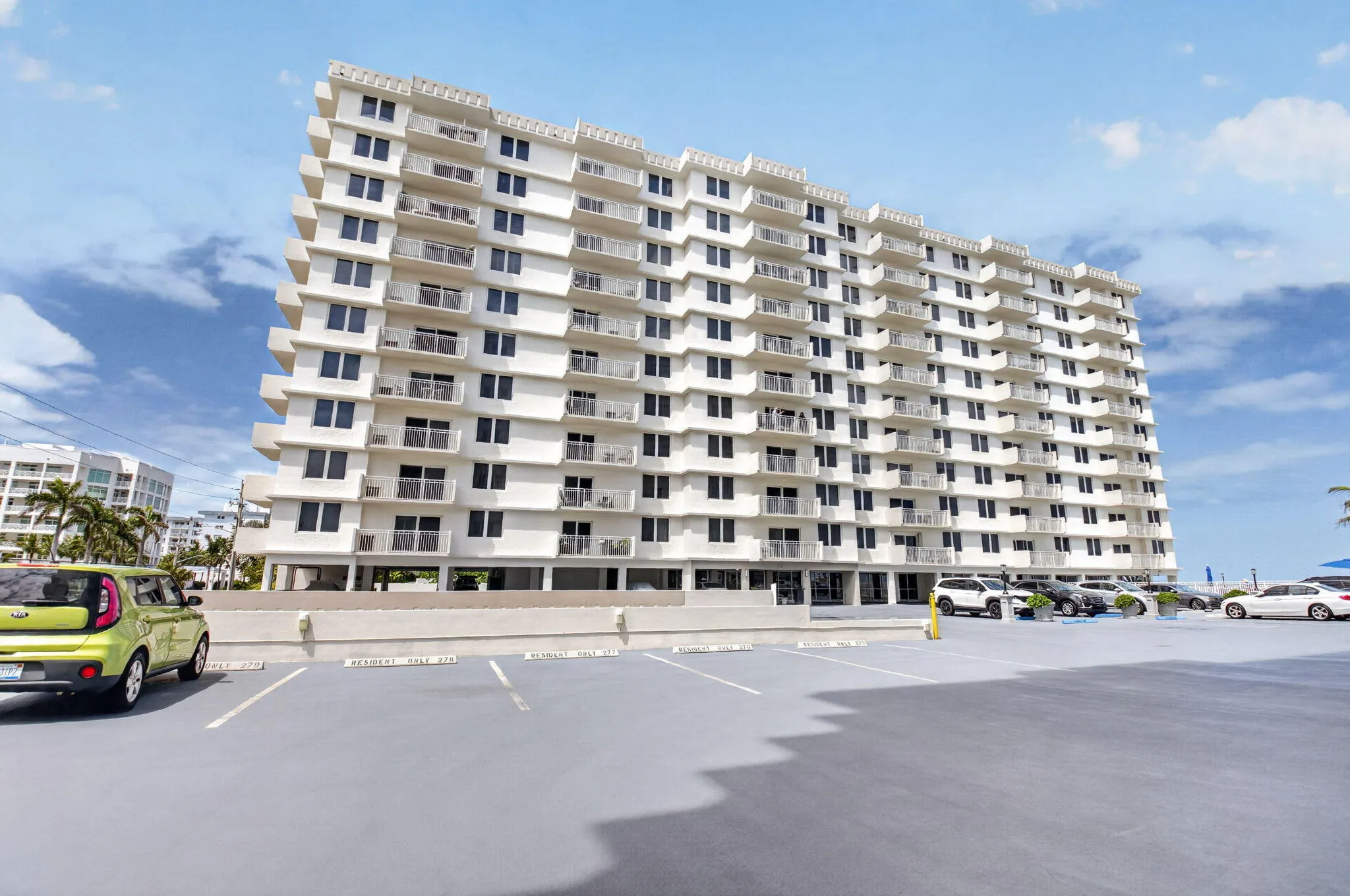 3215 S OCEAN BLVD 302
