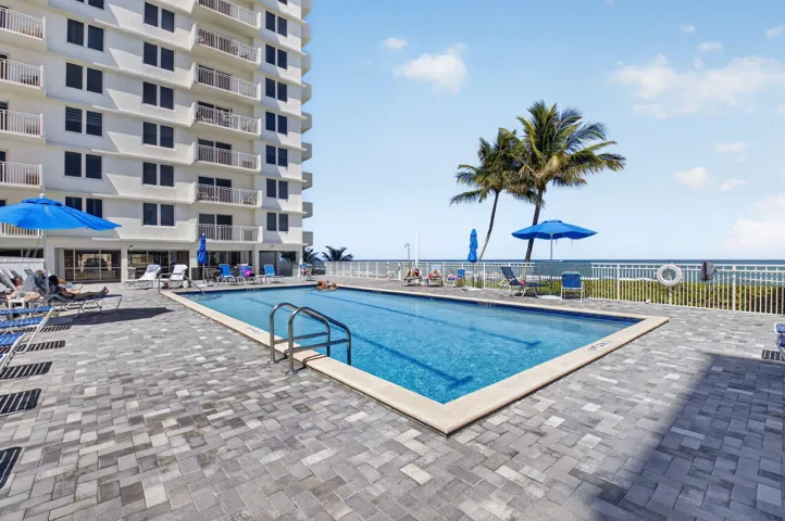 HEATED SEASIDE POOL