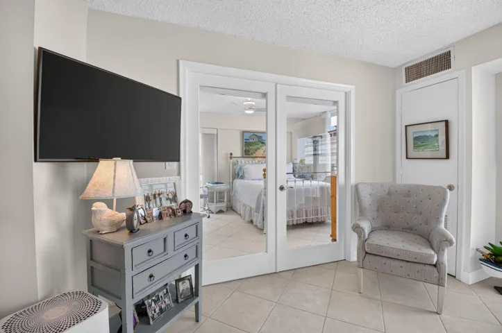 GUEST BEDROOM ENTRY