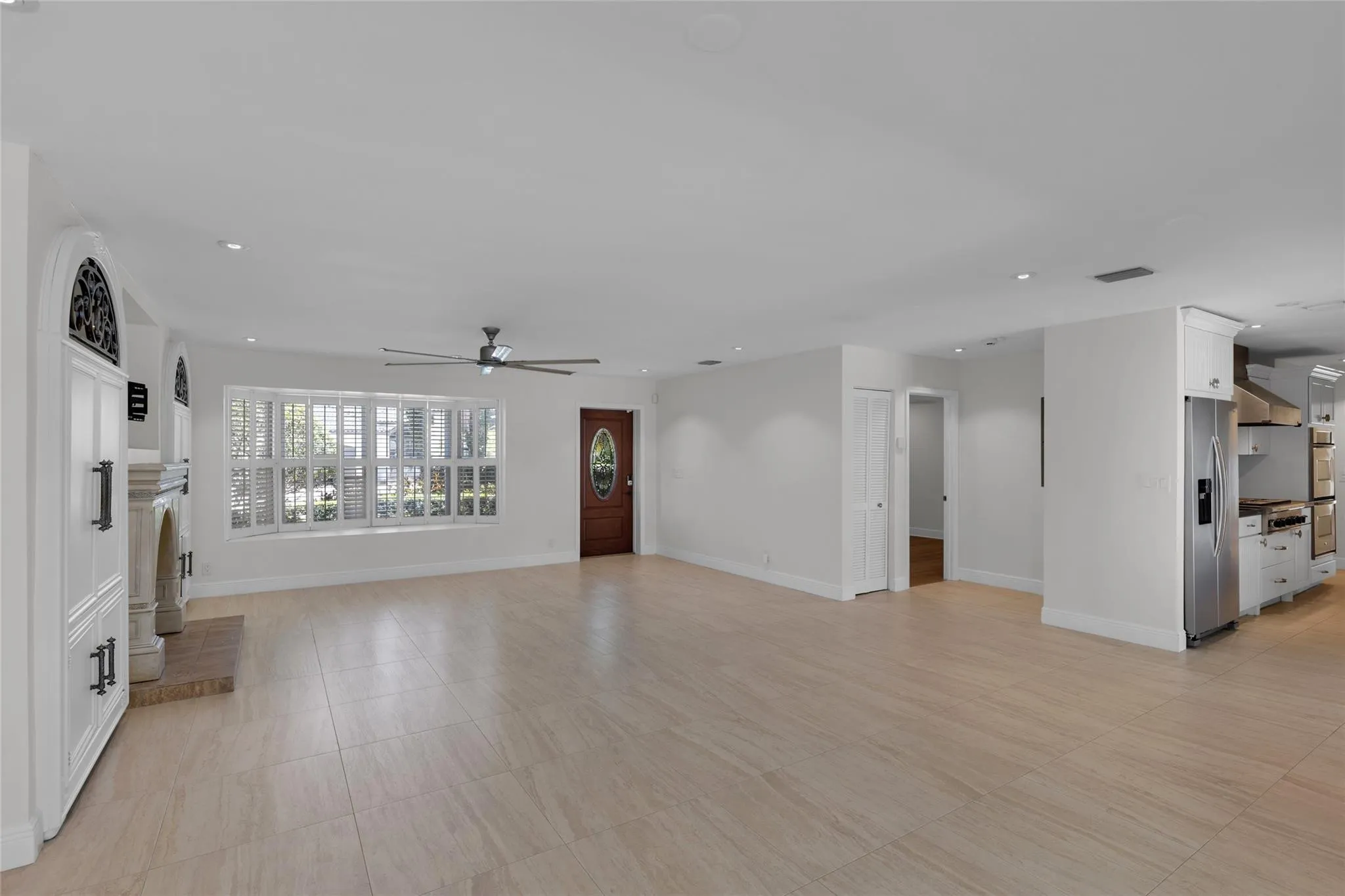 Open and spacious floor plan with recessed lighting and freshly painted with great natural light