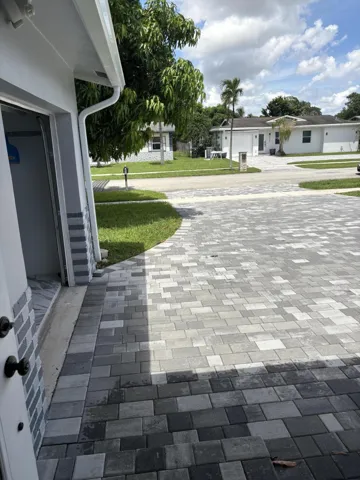 front house 5