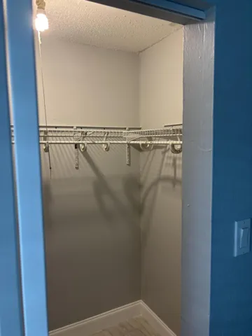 walk in master