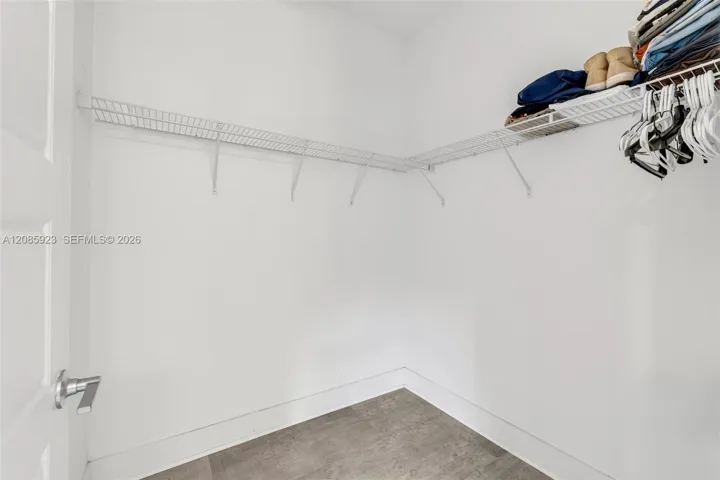 Photo 61
