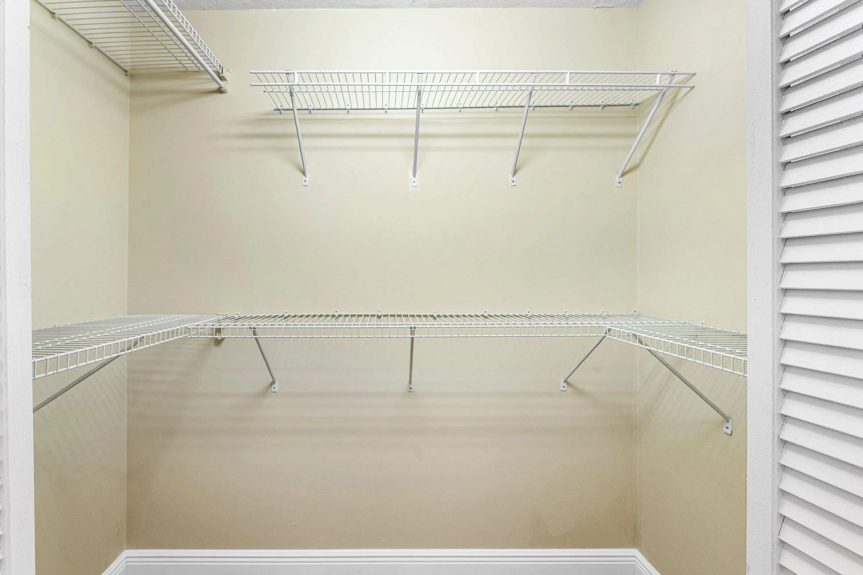 2ND MASTER CLOSET