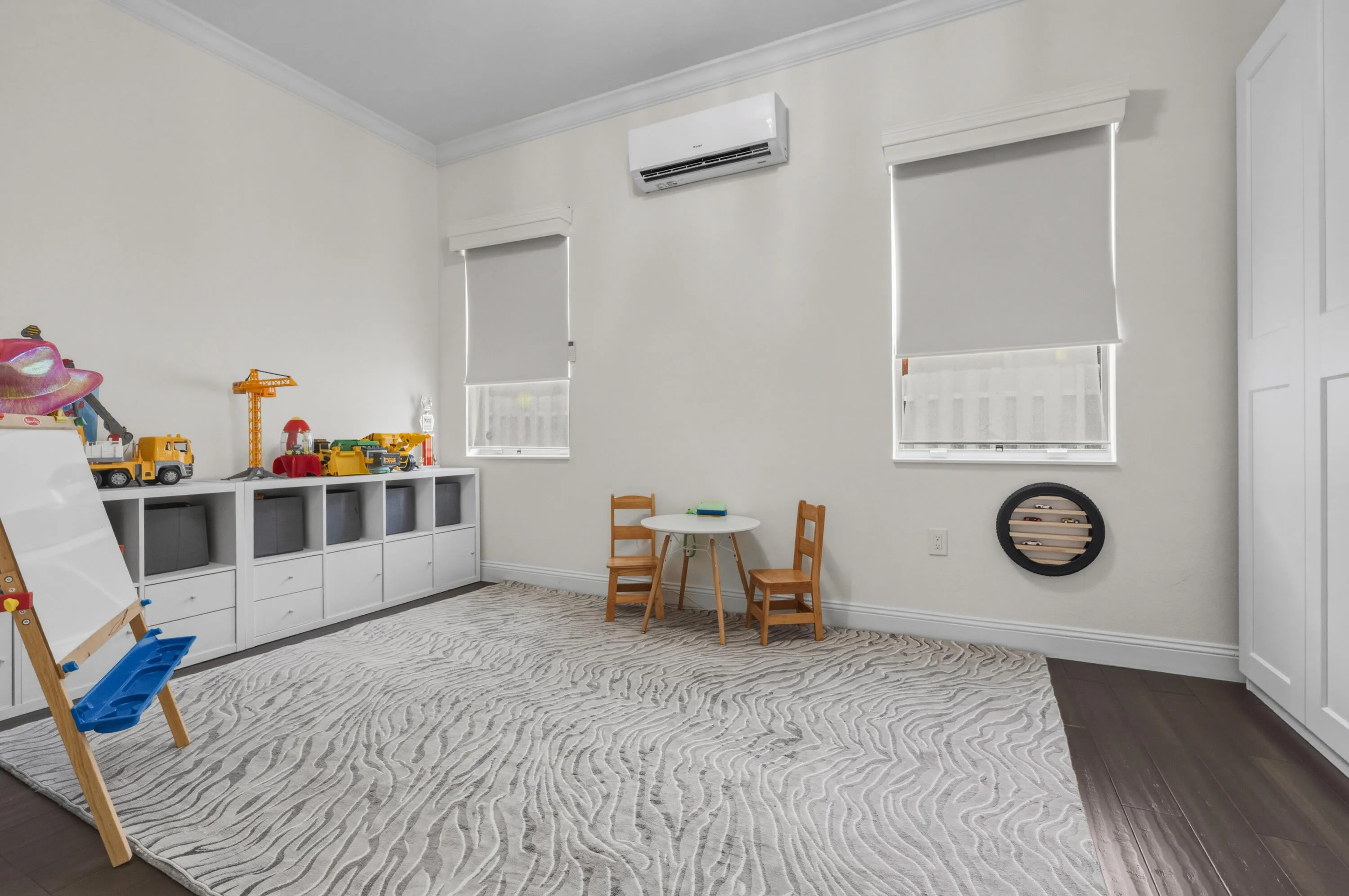 Bedroom 2 (utilized as toy room)