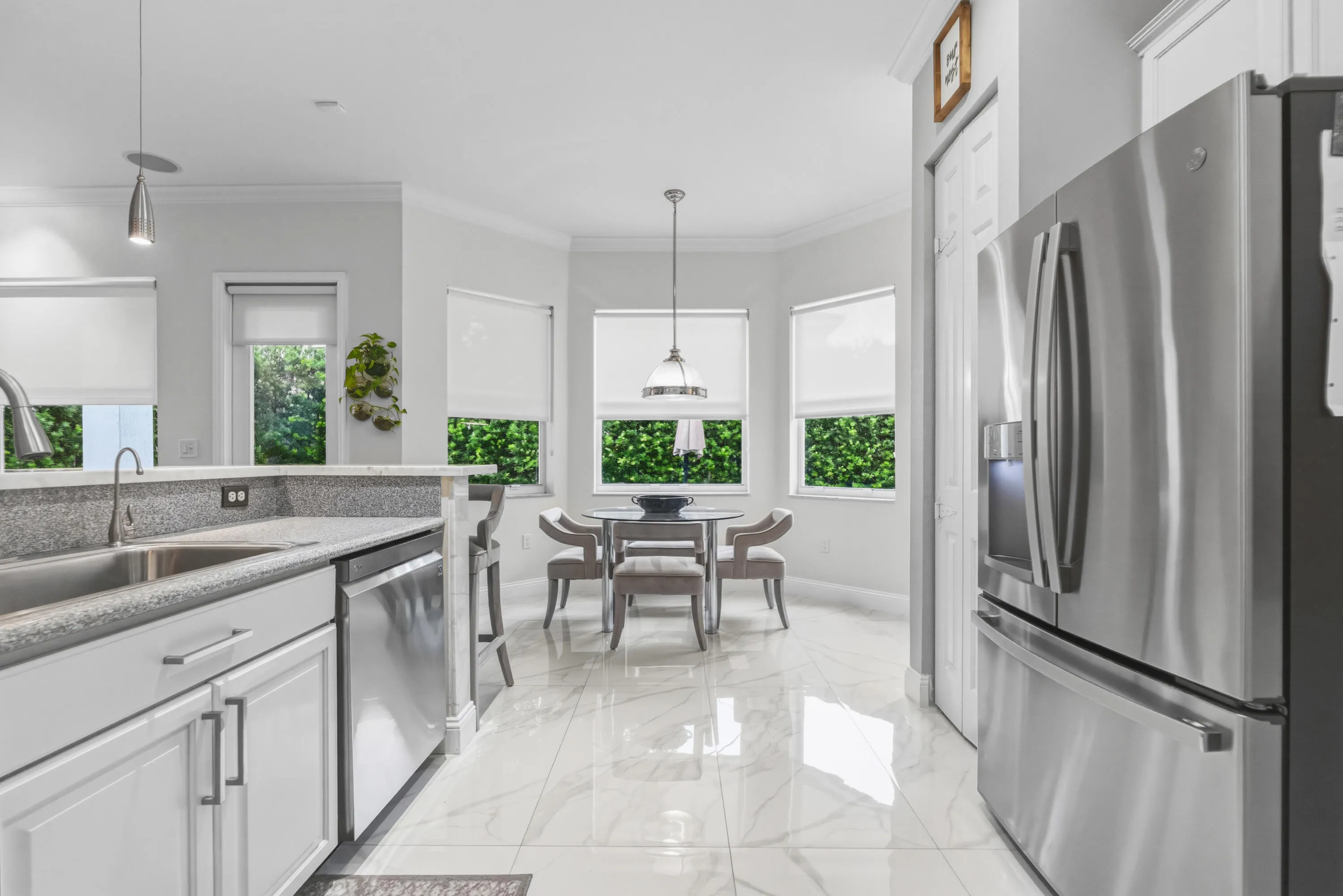 Breakfast nook