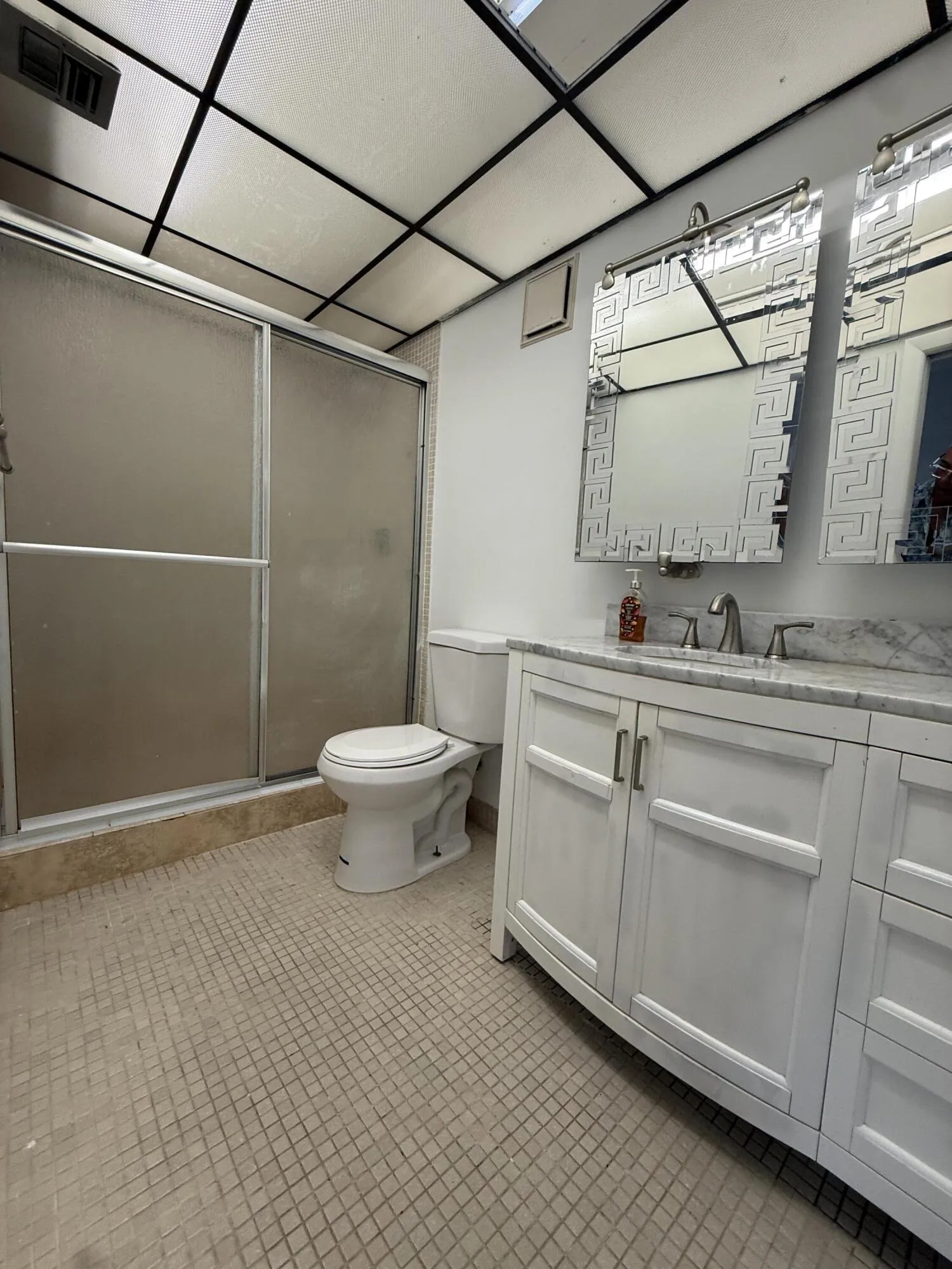 Bathroom2