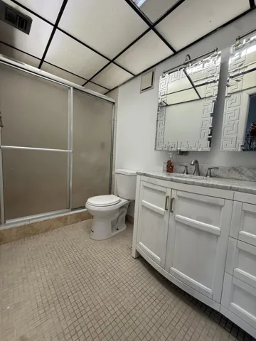 Bathroom2