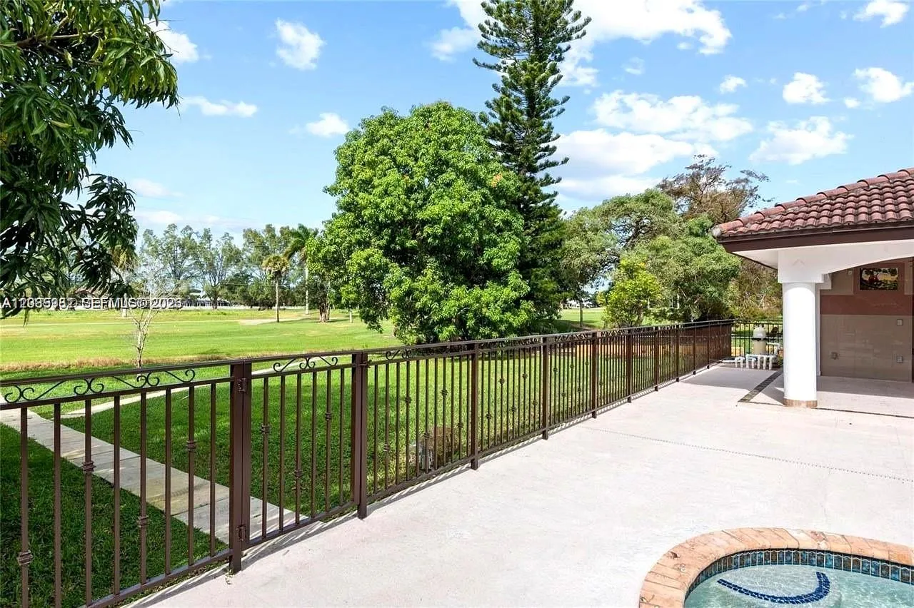 Property photo 62