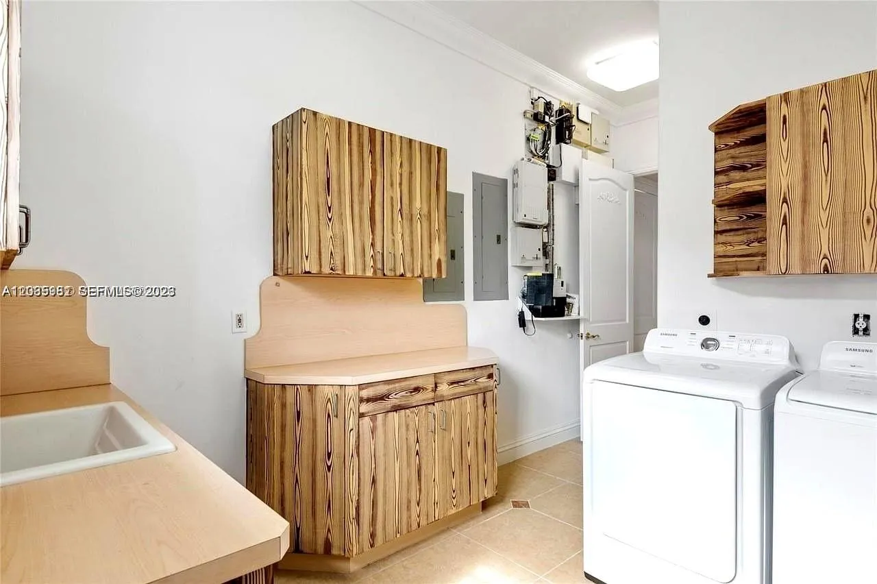 Property photo 33