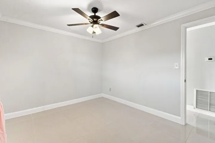 AMANDA FORT PIERCE-14.jpg-SMALL