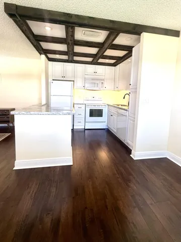 Kitchen2