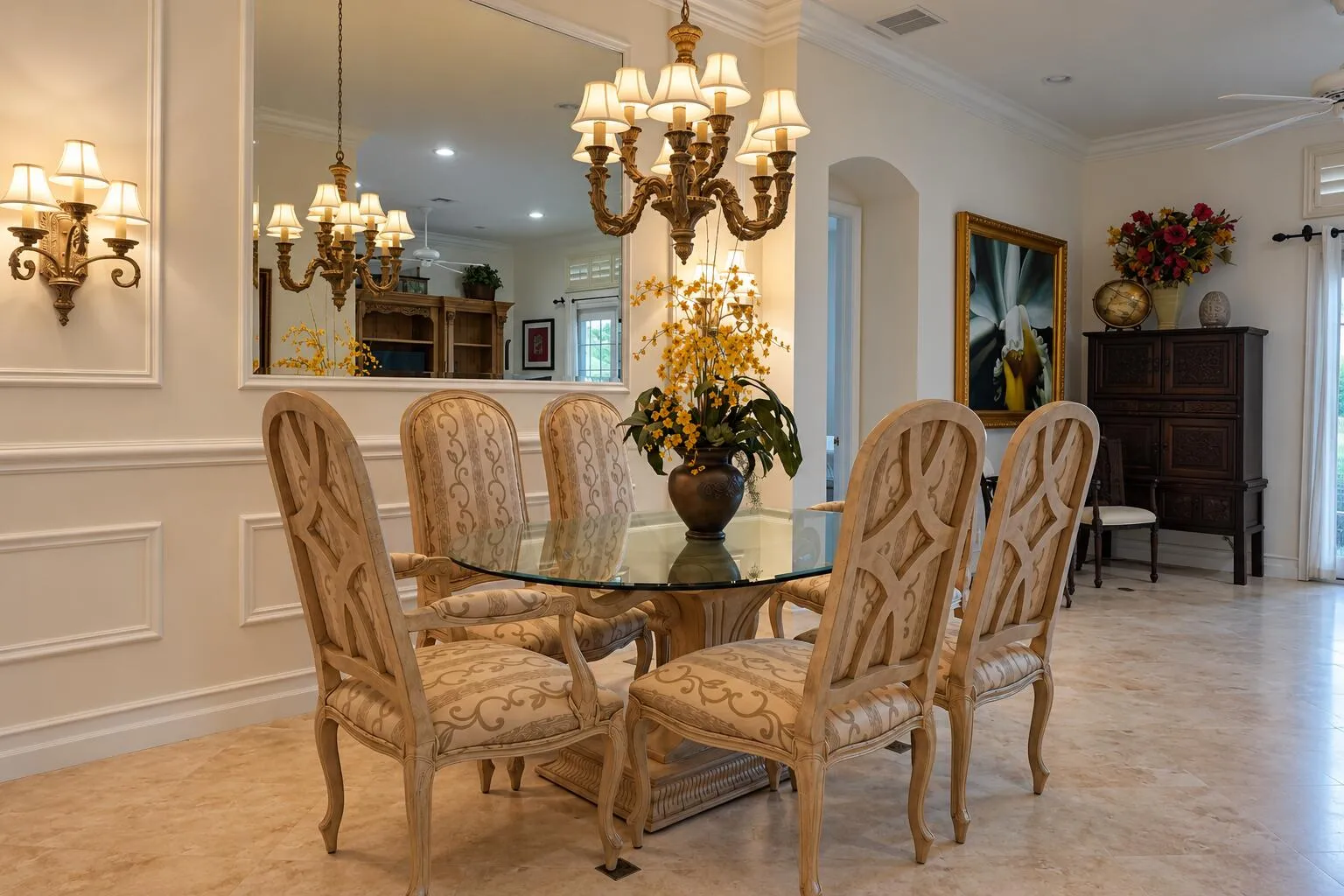 Dining area 2