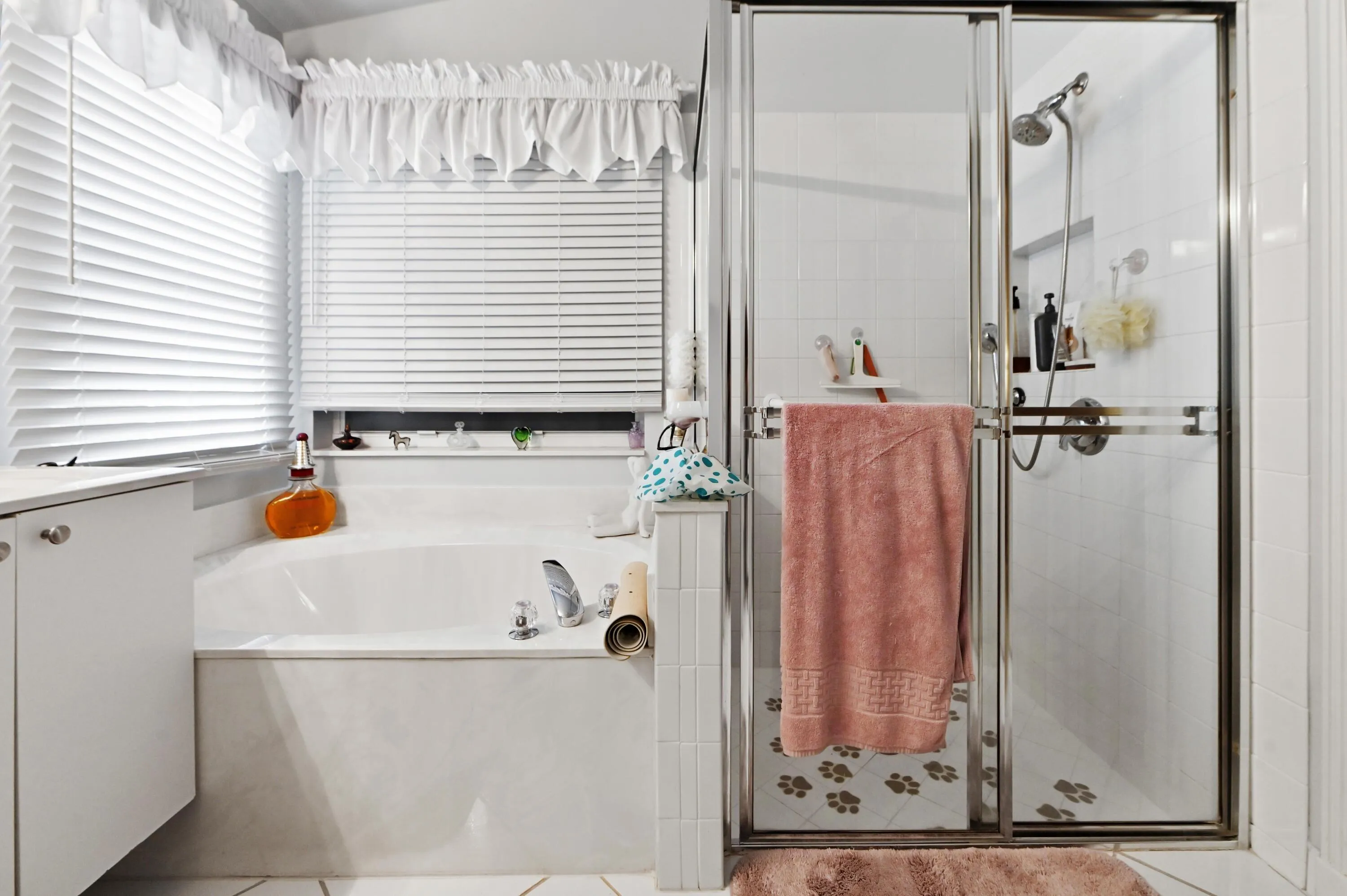 17 Bathroom 03