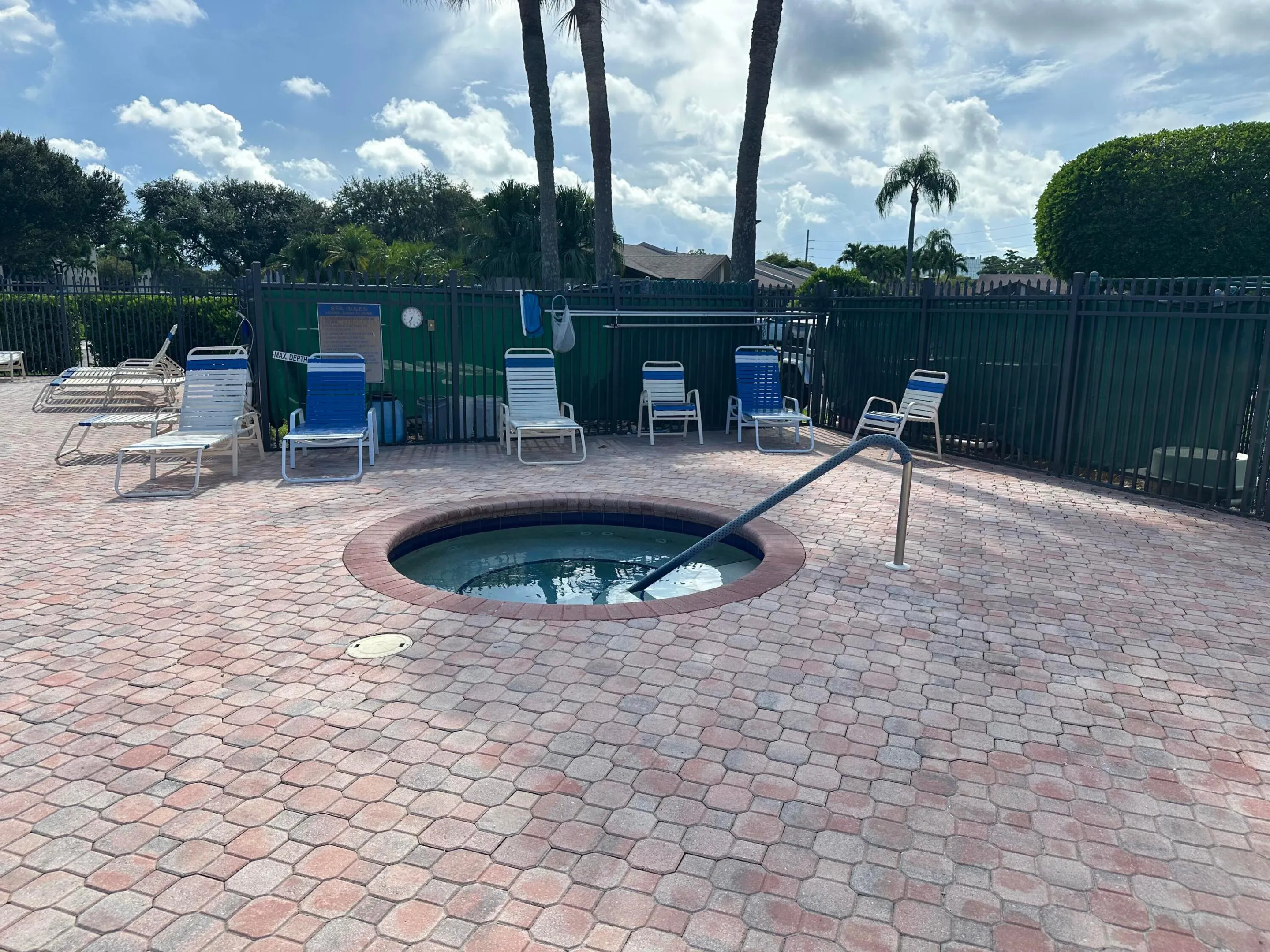 Hot Tub in Viburnum