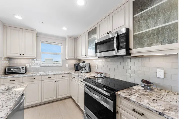 008-3101SouthOceanBoulevard-710-Highland