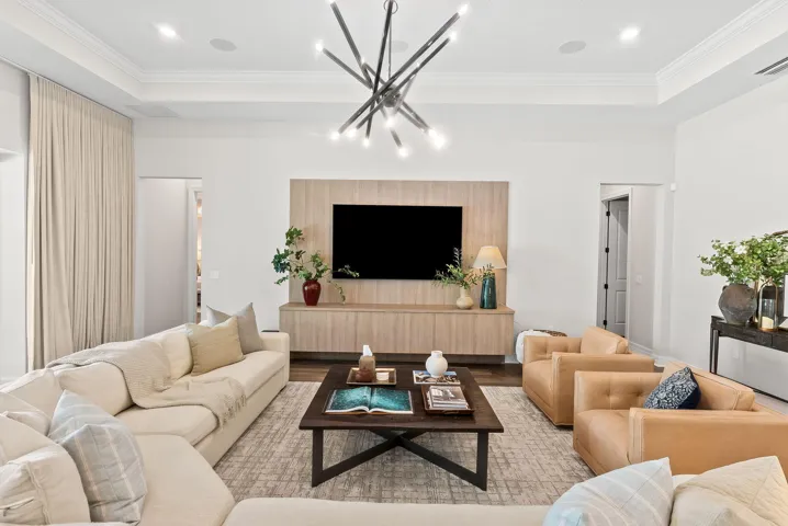 Built in, Great room
