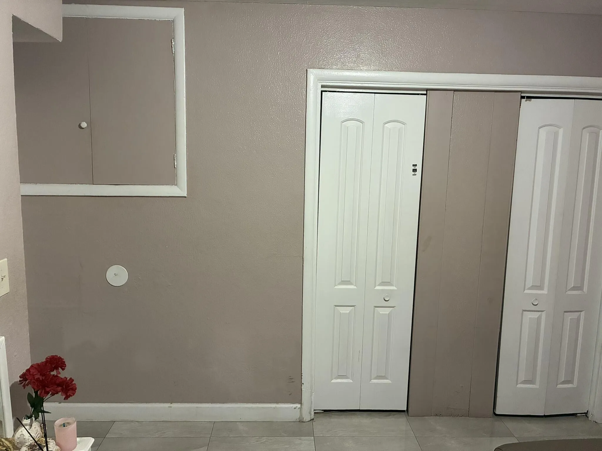 ceant bedroom wall