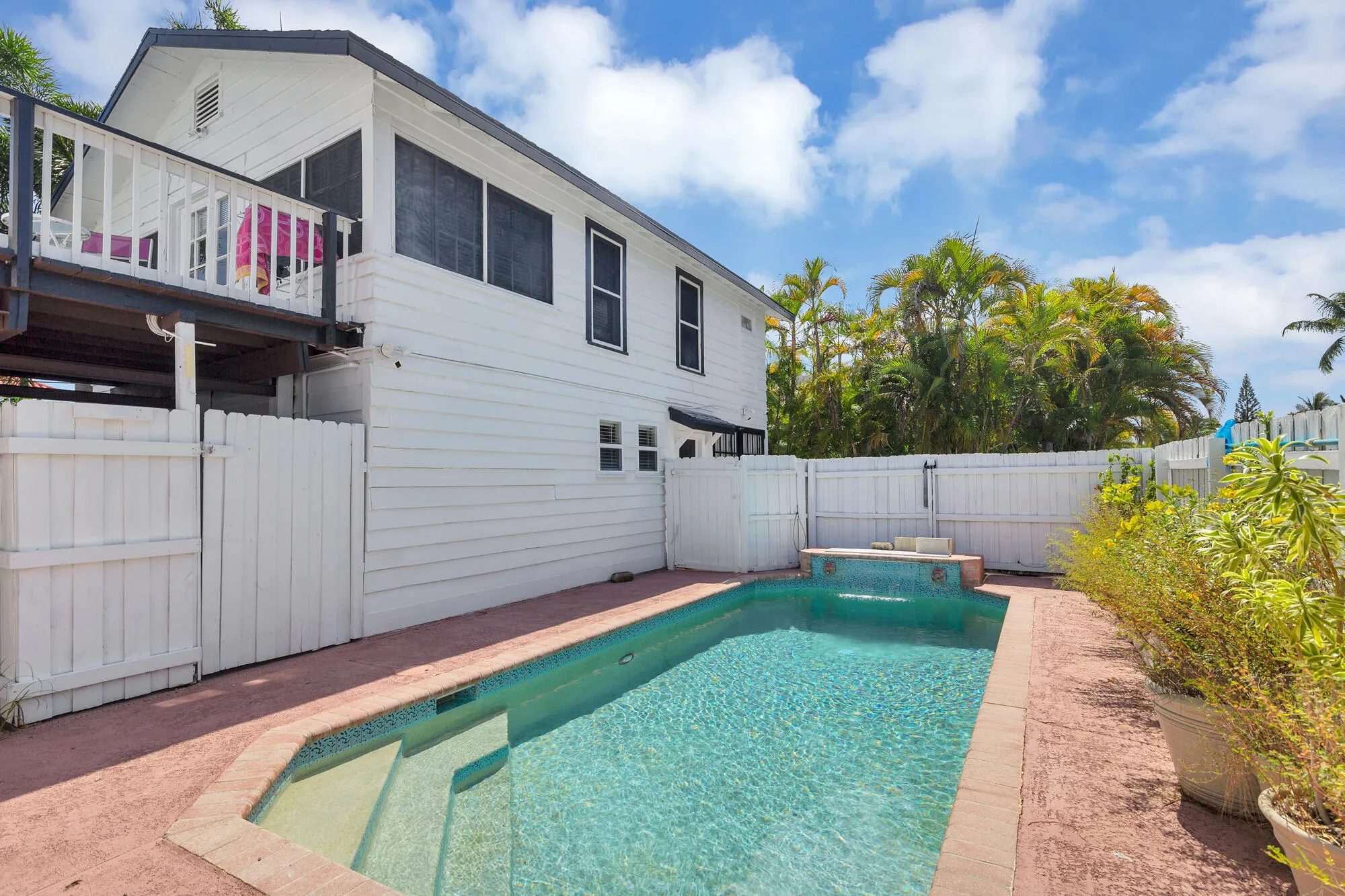 Pool & Apartments