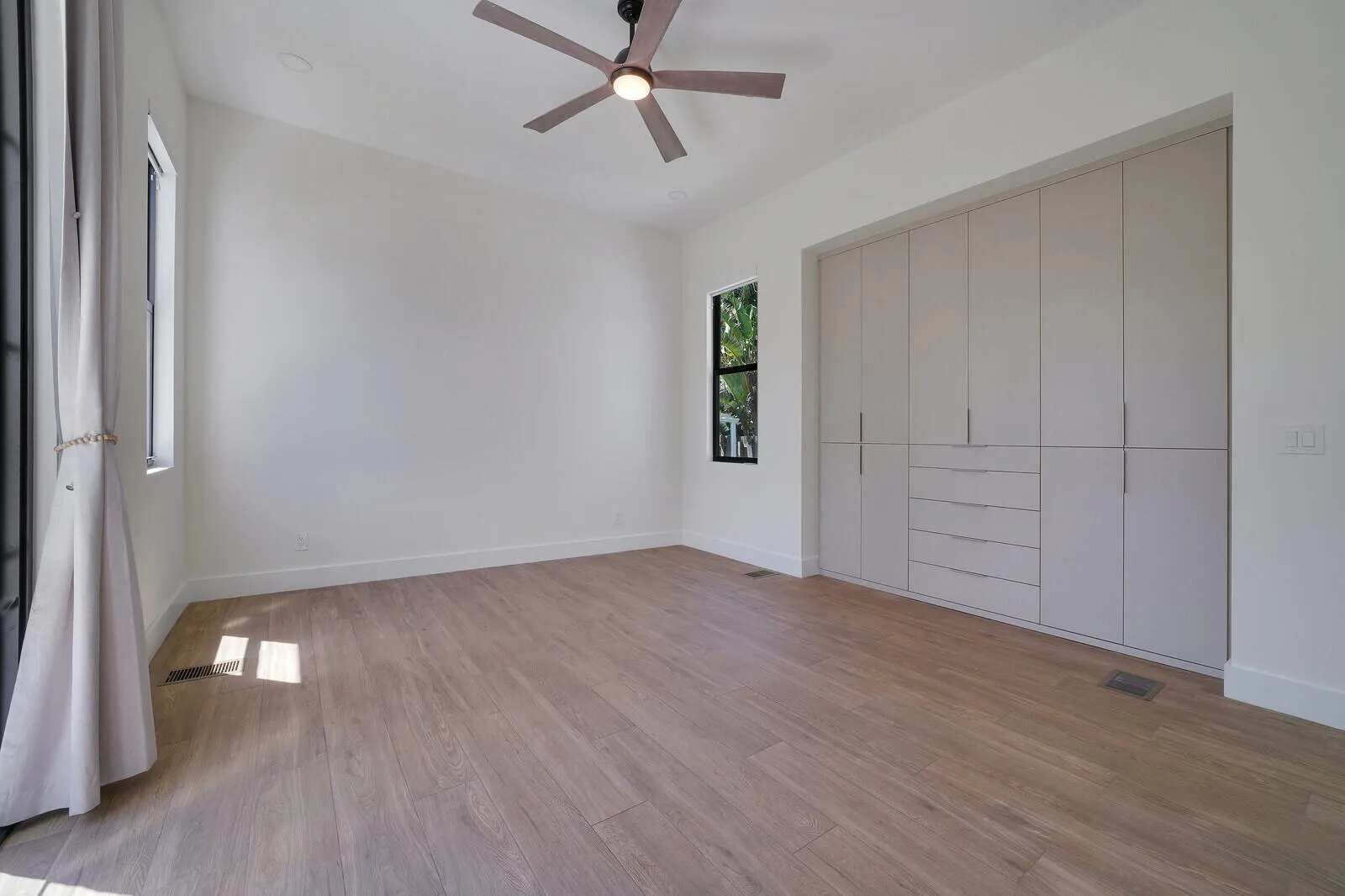 Custom built ins