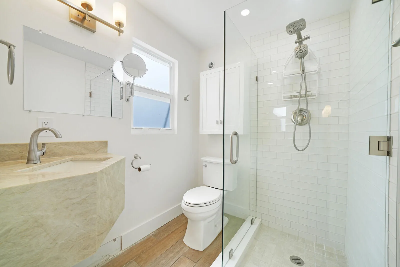 Guest house bathroom