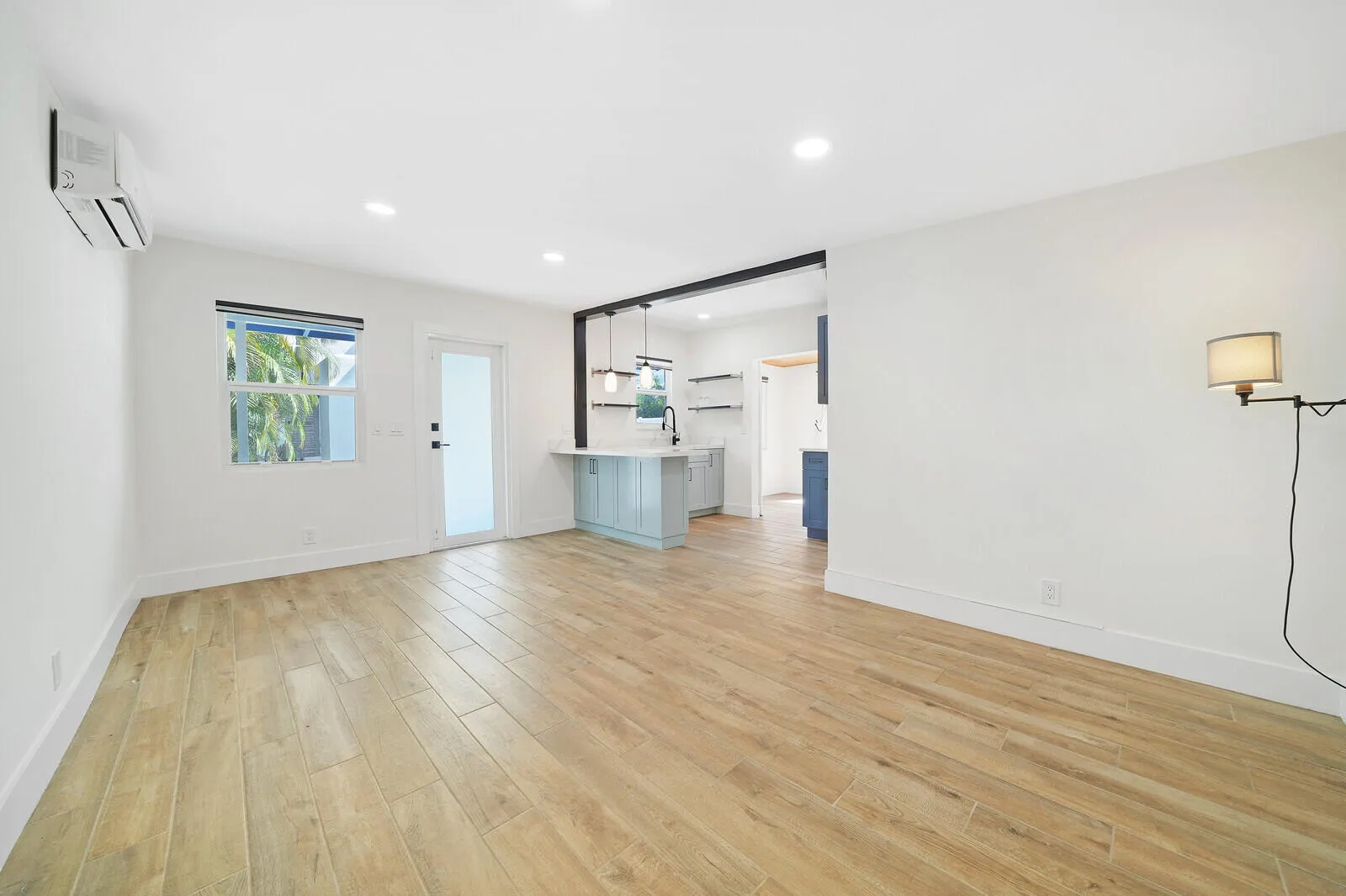 1 BR/1 BA Guest House + Flex Space
