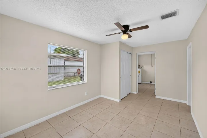 4th bedroom with separate entrance