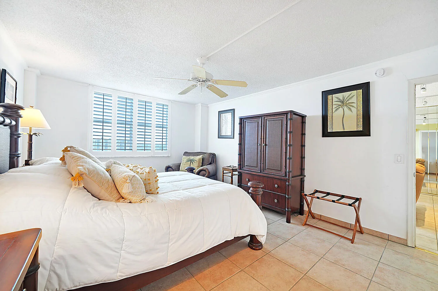 Master bedroom 2