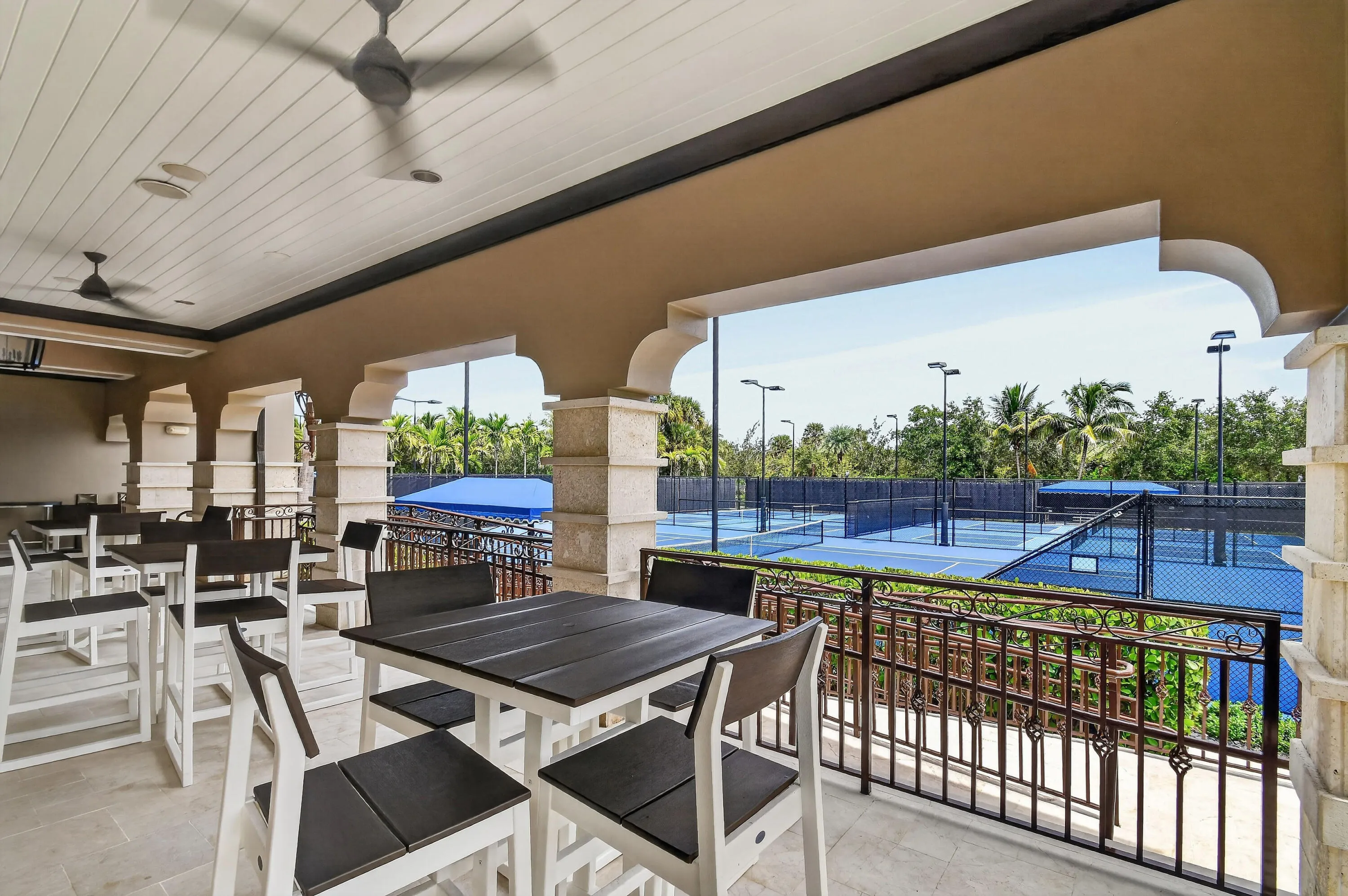 Pickleball Seating