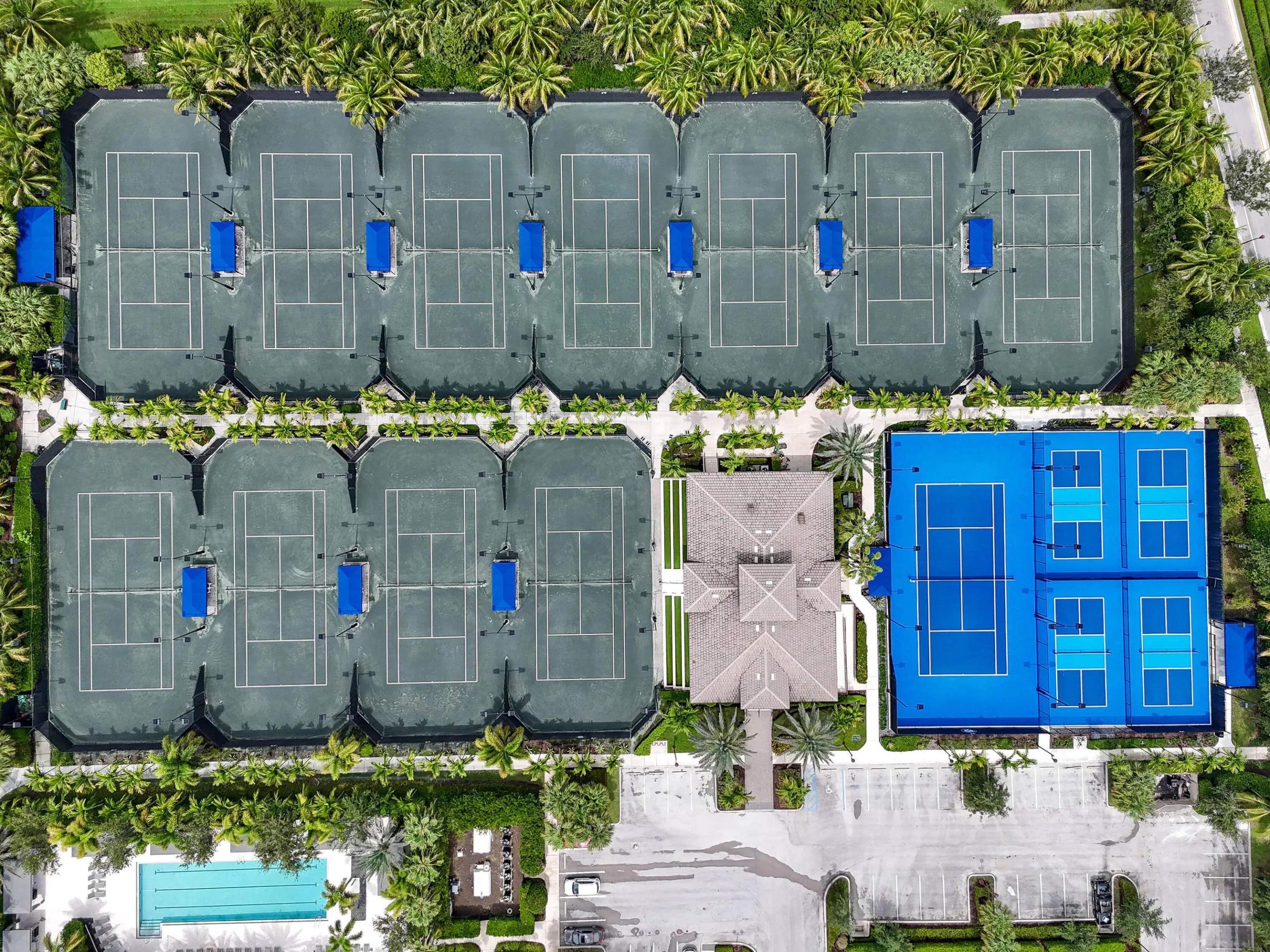 Seven Bridges Amenities
