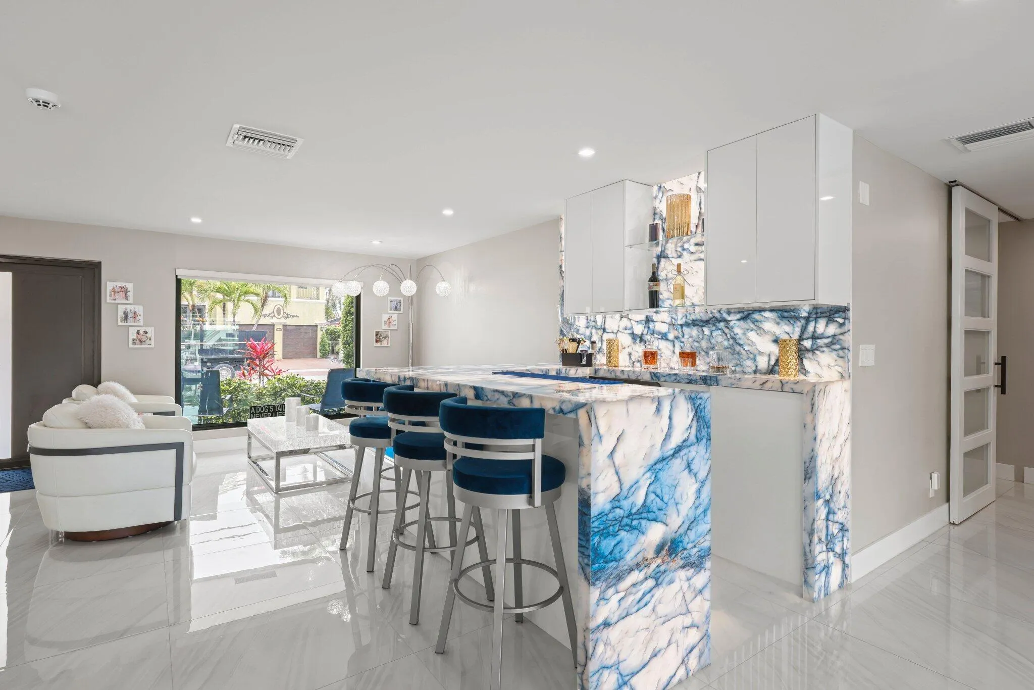 2820 NE 47th St - 24.jpg-SMALL