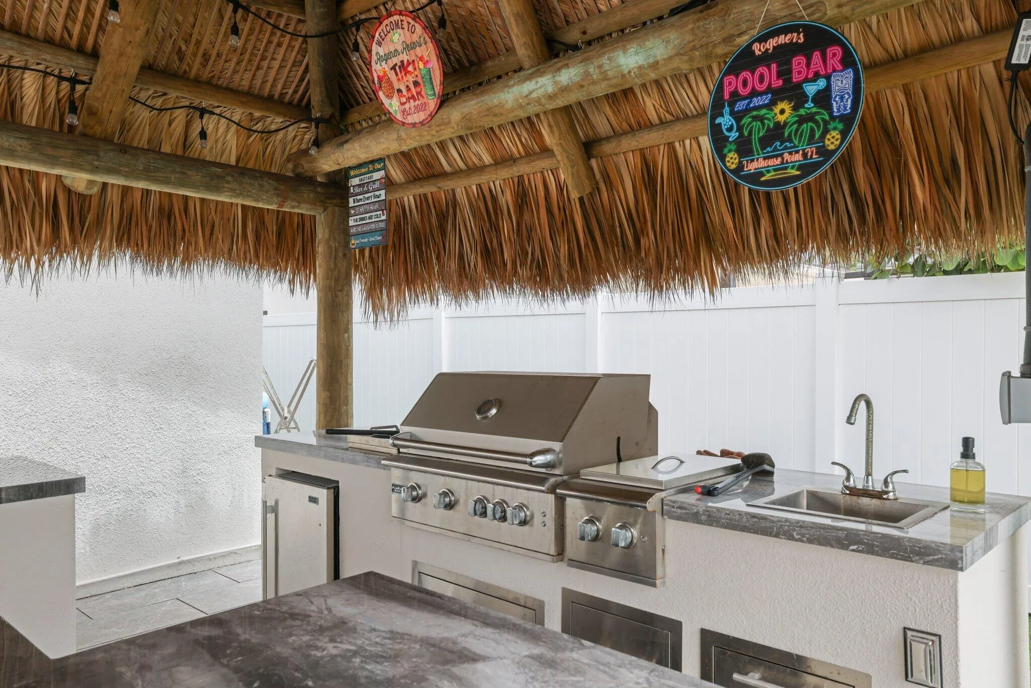 2820 NE 47th St - 62.jpg-SMALL