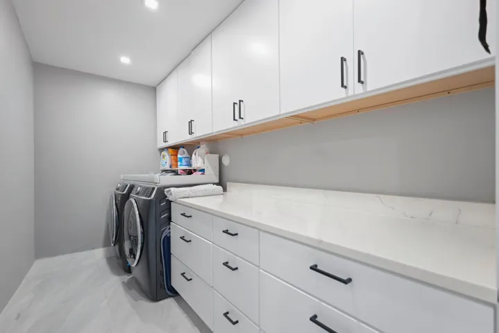 2820 NE 47th St - 39.jpg-SMALL