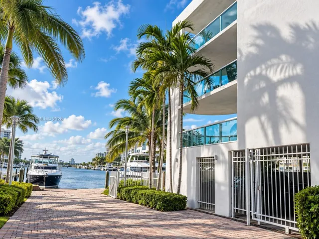 East side of building, walkway to marina. 307 is at the top right of image