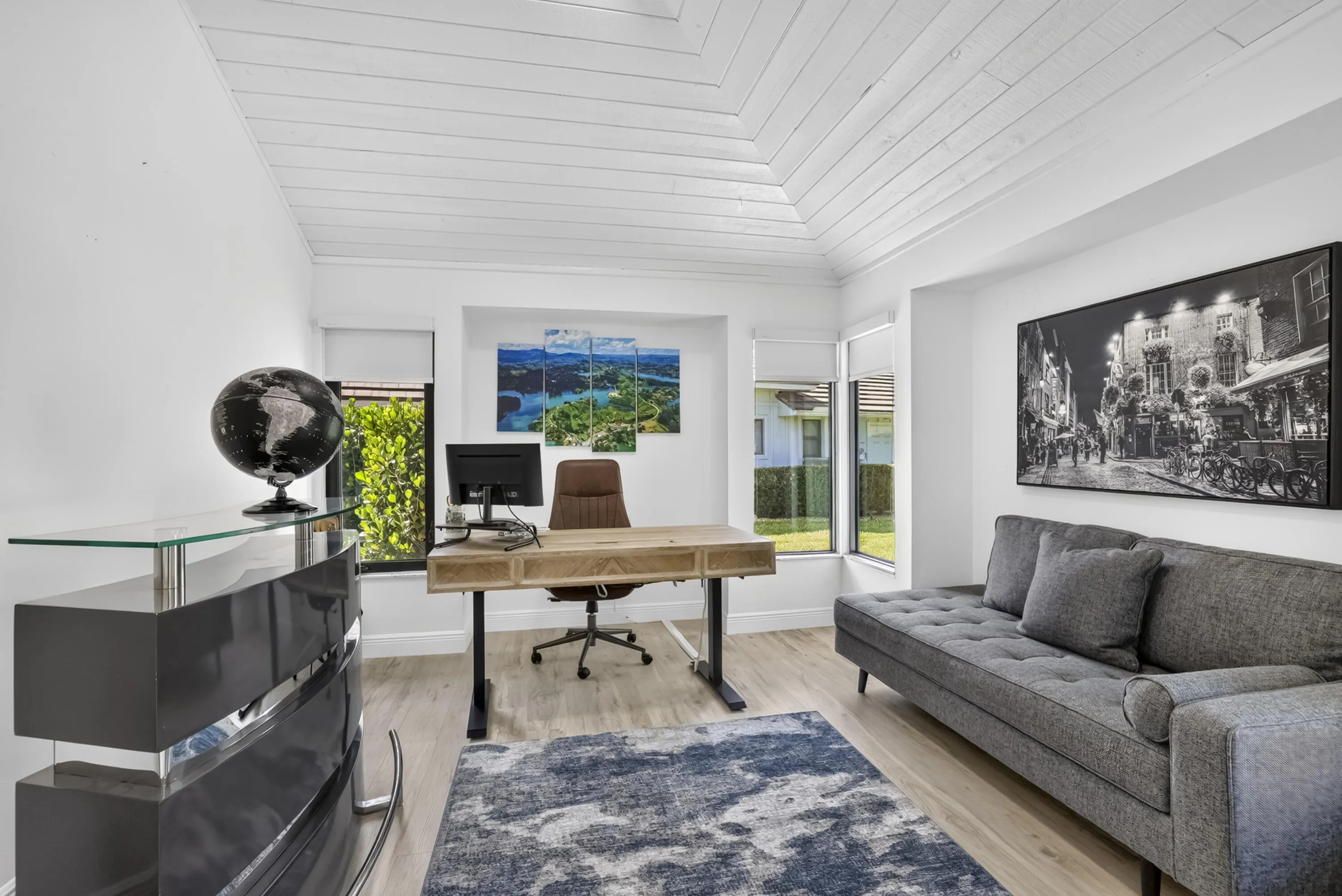Forth Bedroom / Office