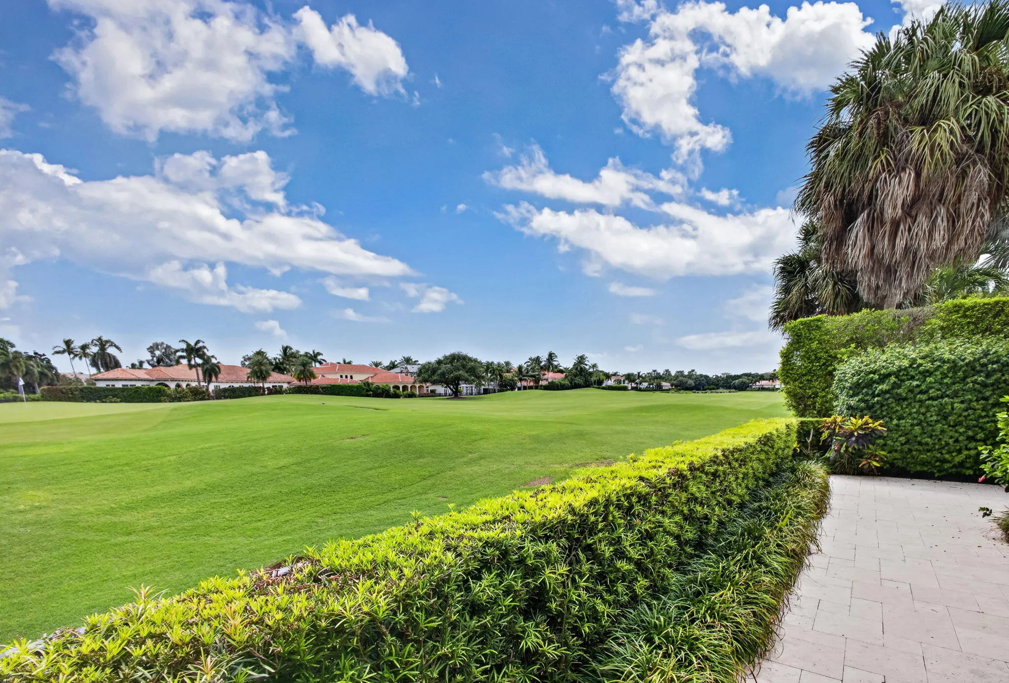 View 16th Fairway