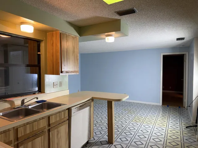 Kitchen/family room