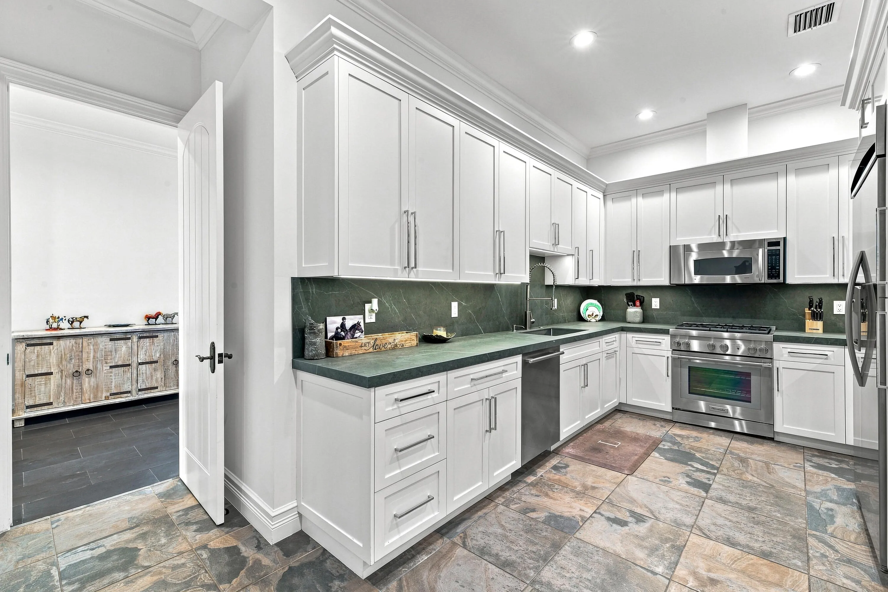 Property photo 50