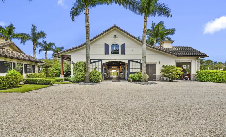 4600 Garden Point Trl 082