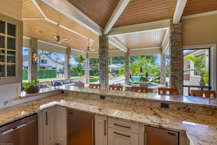 4600 Garden Point Trl 063