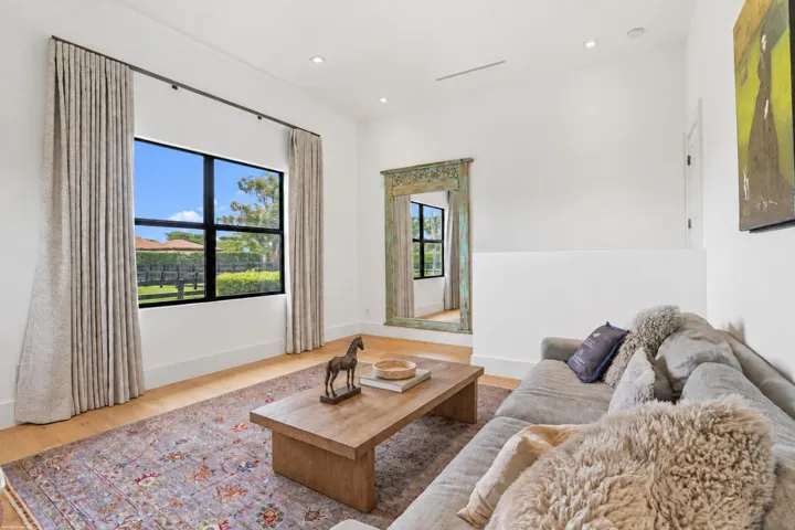 4600 Garden Point Trl 053