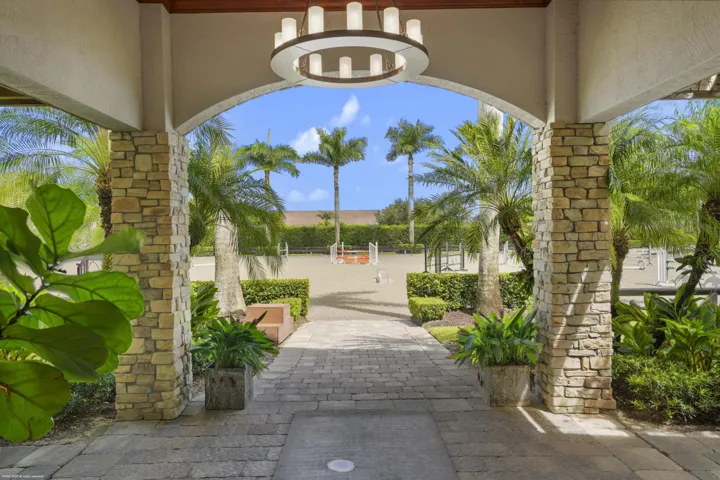 4600 Garden Point Trl 103a