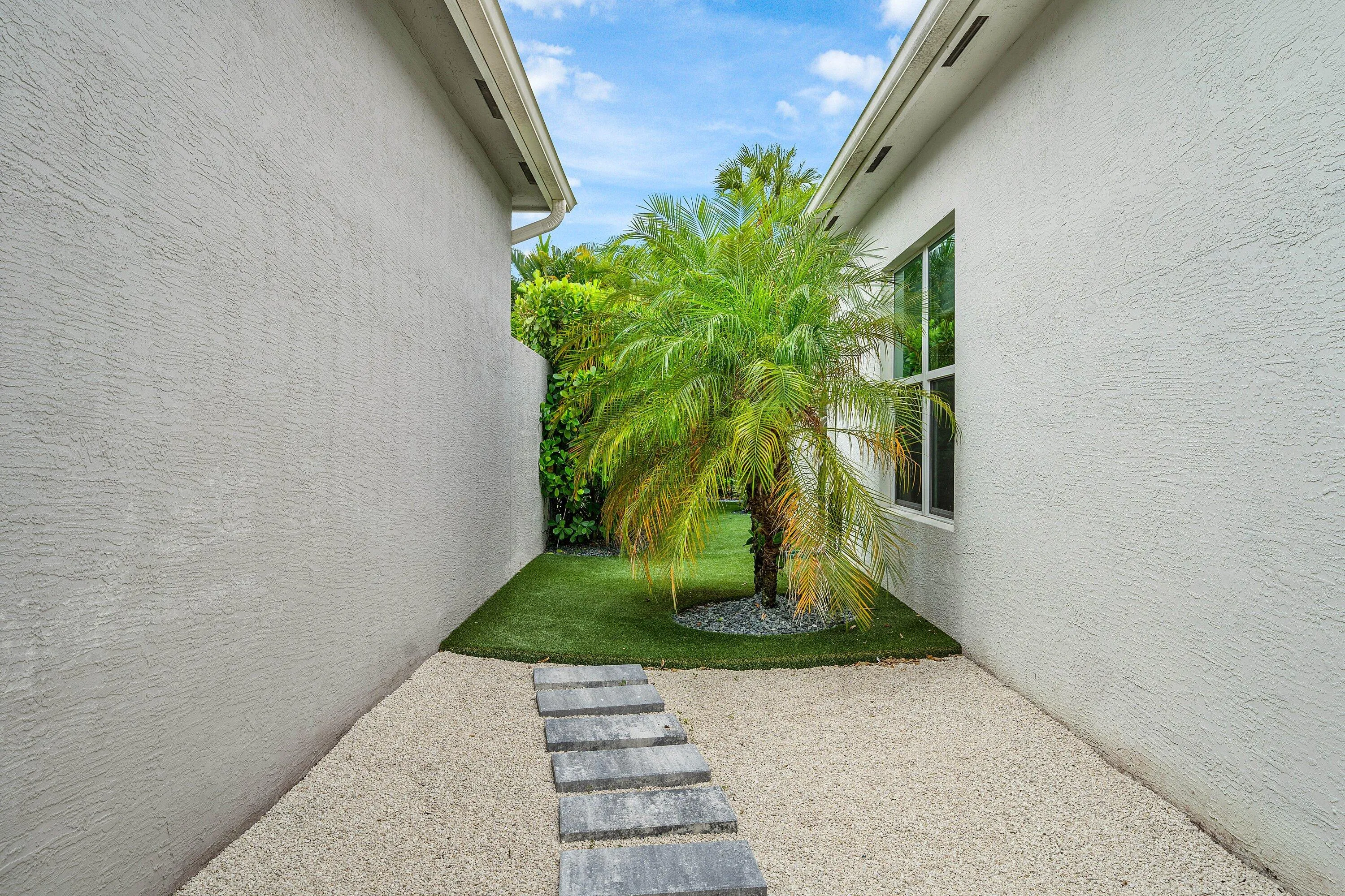 046-7861WildflowerShoresDrive-DelrayBeac