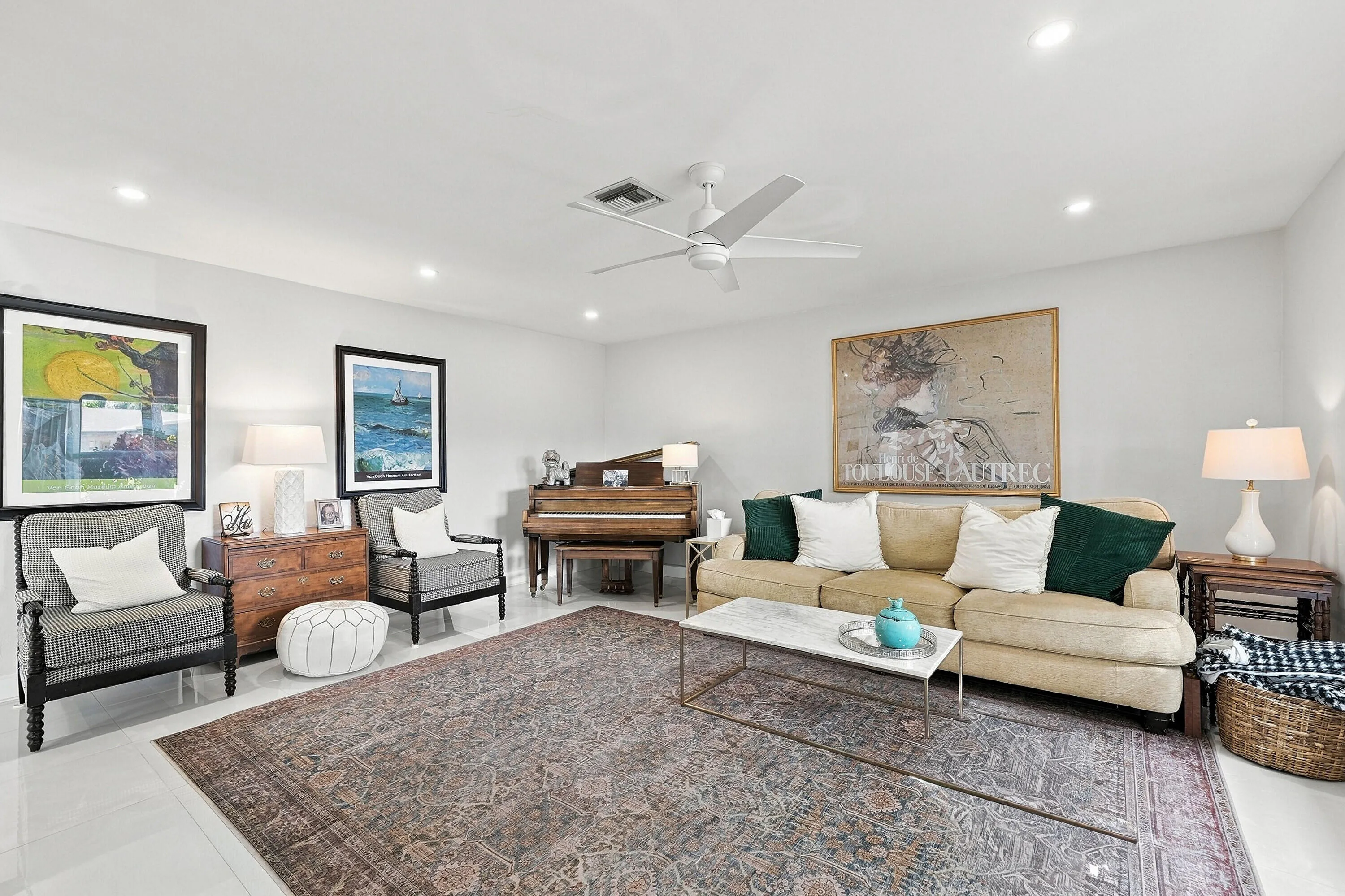 09_living room