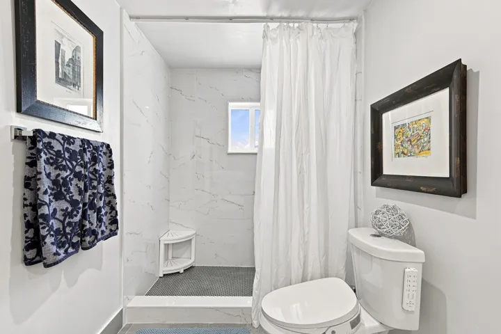 39_bathroom