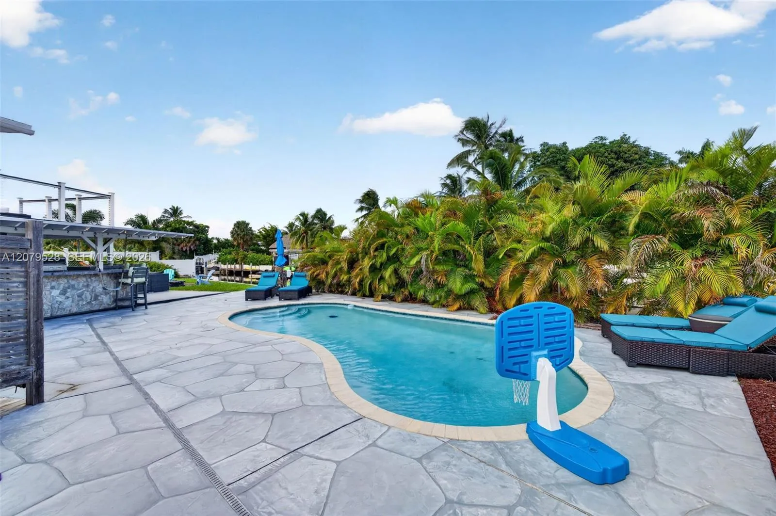 Photo 86