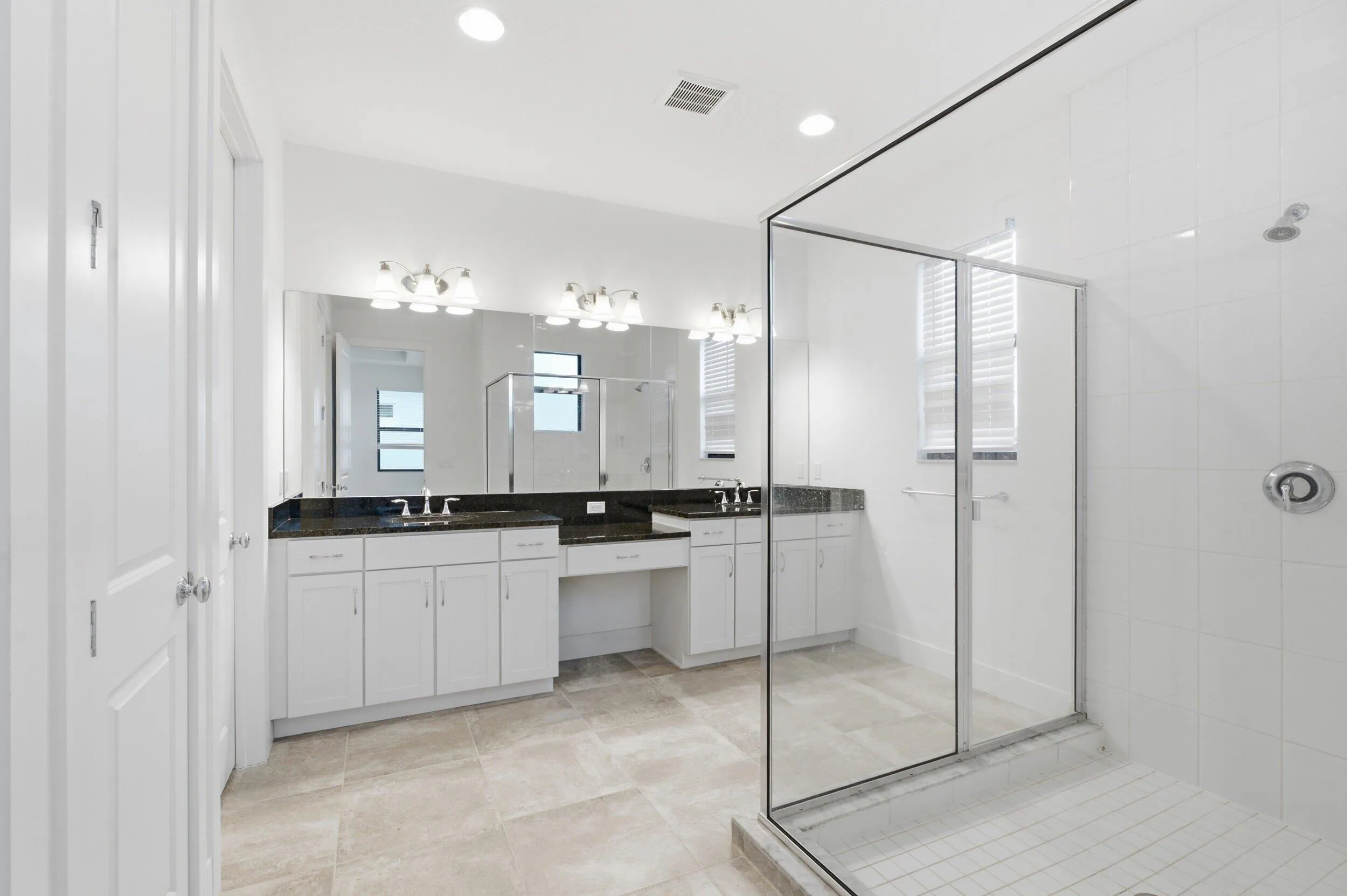 Main Ensuite