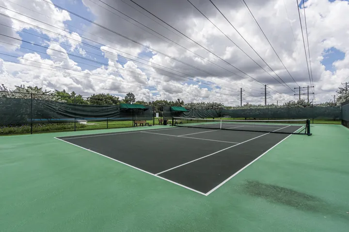 Monterra Tennis court