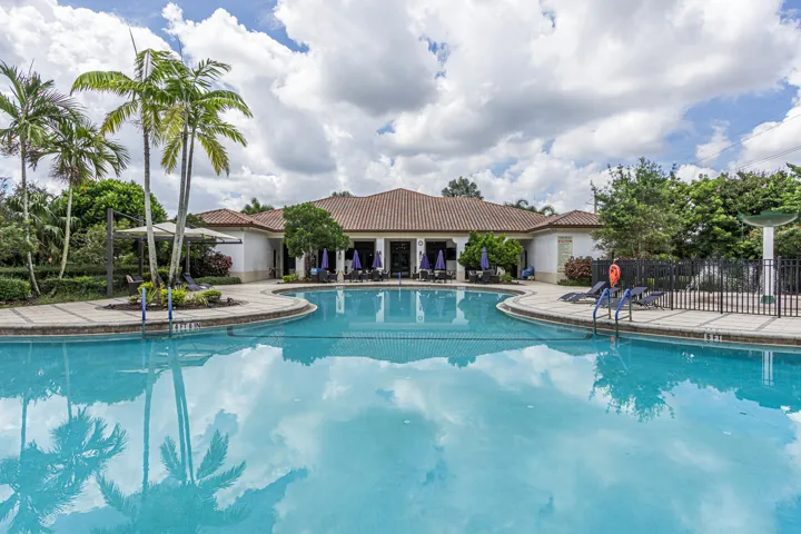 Monterra Community Pool