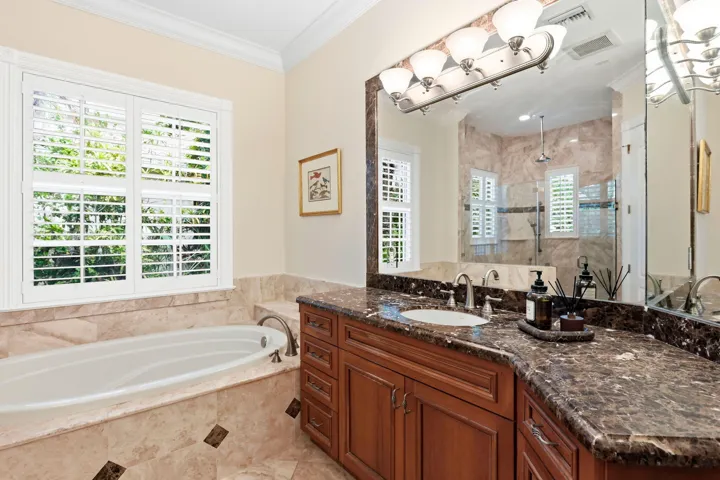 Primary bath